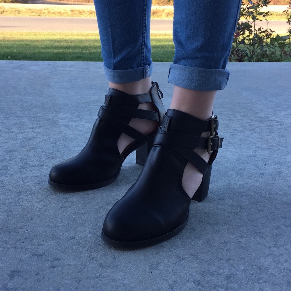 Lov Mark Strappy Heeled Bootie